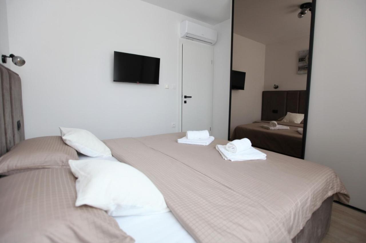 Apartment Sweet Dreams Trogir Exterior foto